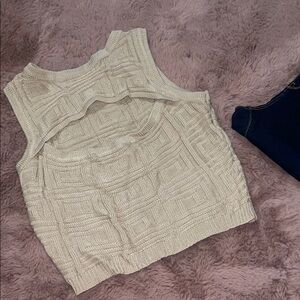 Chic Beige Knit Sleeveless Top